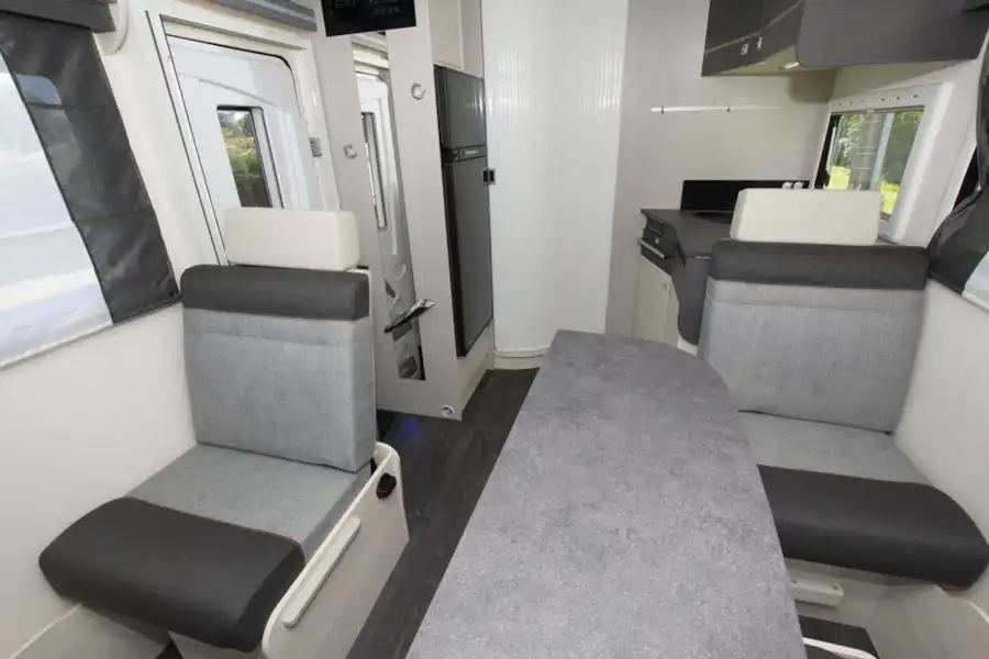 An interior view of the Chausson 520 motorhome (Click to view full screen)
