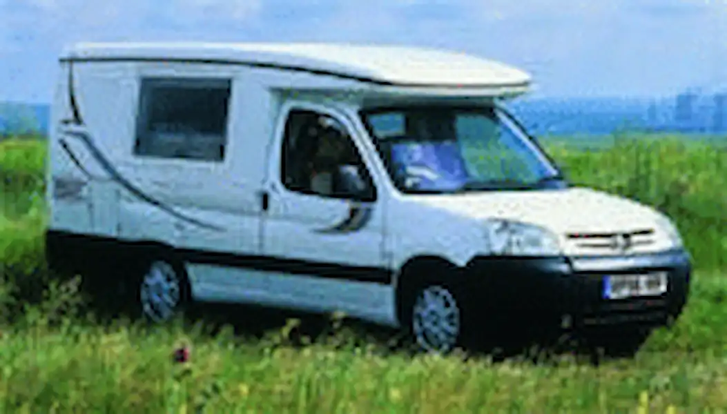Motorhome review - 2006 Auto-Sleeper Mezan Low Line on 2.0HDi Peugeot Partner (Click to view full screen)