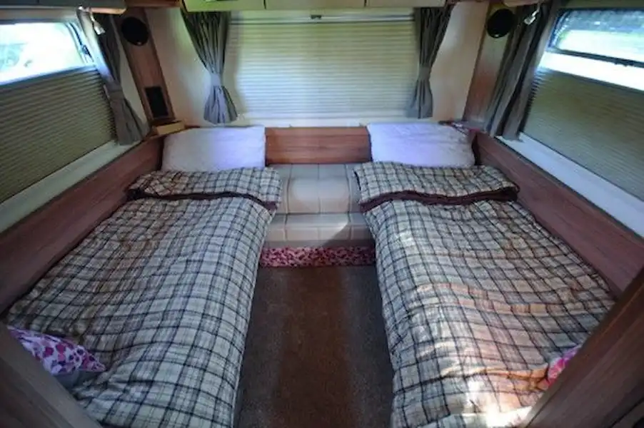 Bailey Approach Autograph 765 - Motorhome review (Click to view full screen)