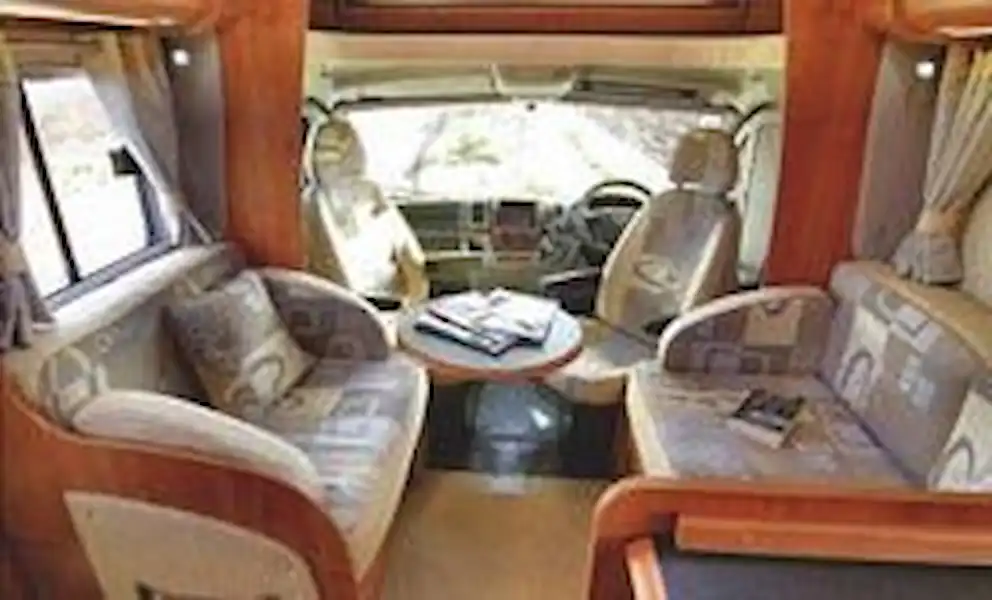 Auto-Trail Frontier Delaware (2008) - motorhome review (Click to view full screen)
