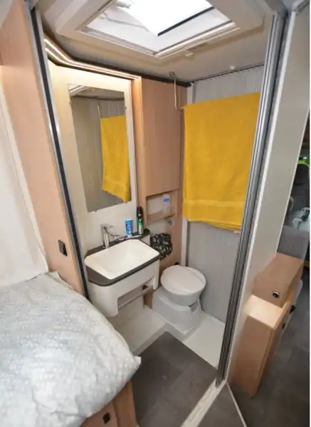 The Joa Camp 75T low-profile motorhome washroom (Click to view full screen)