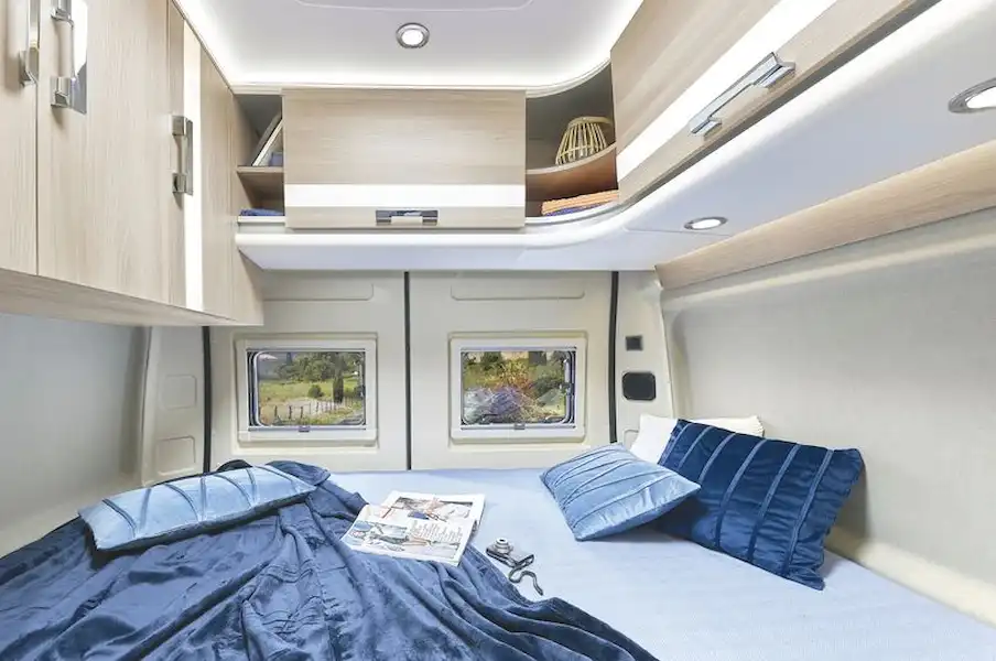 The Dreamer Camper Van XL Limited bed (Click to view full screen)
