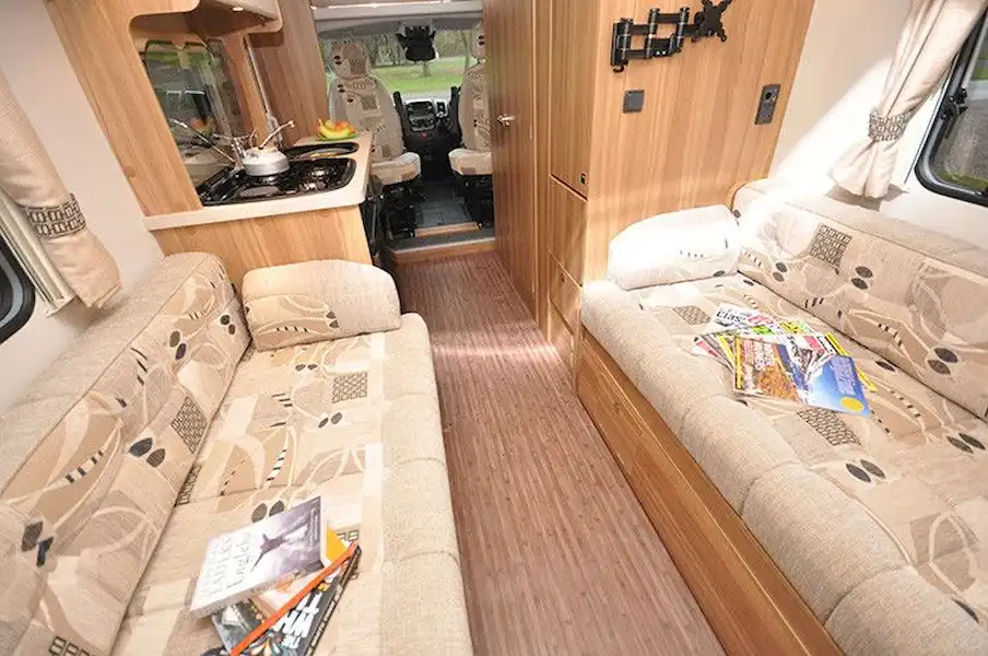 Marquis Majestic 140 - motorhome review (Click to view full screen)