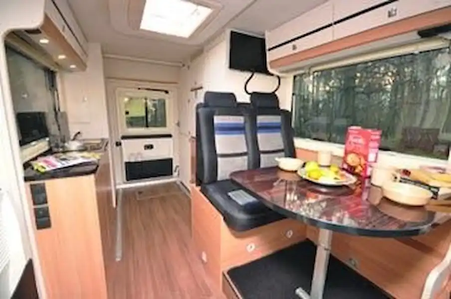 Dethleffs Evan 560B Active - motorhome review (Click to view full screen)