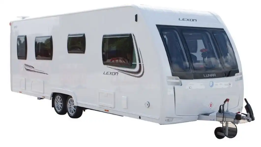Lunar Lexon 640 - caravan review (Click to view full screen)