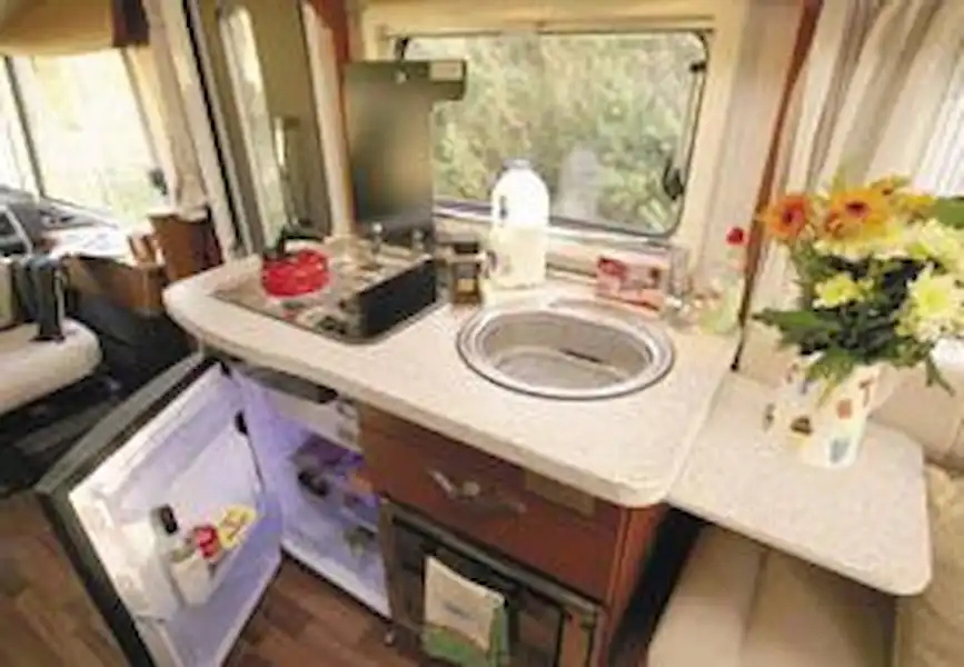 Hymer B534 (2011) - motorhome review (Click to view full screen)