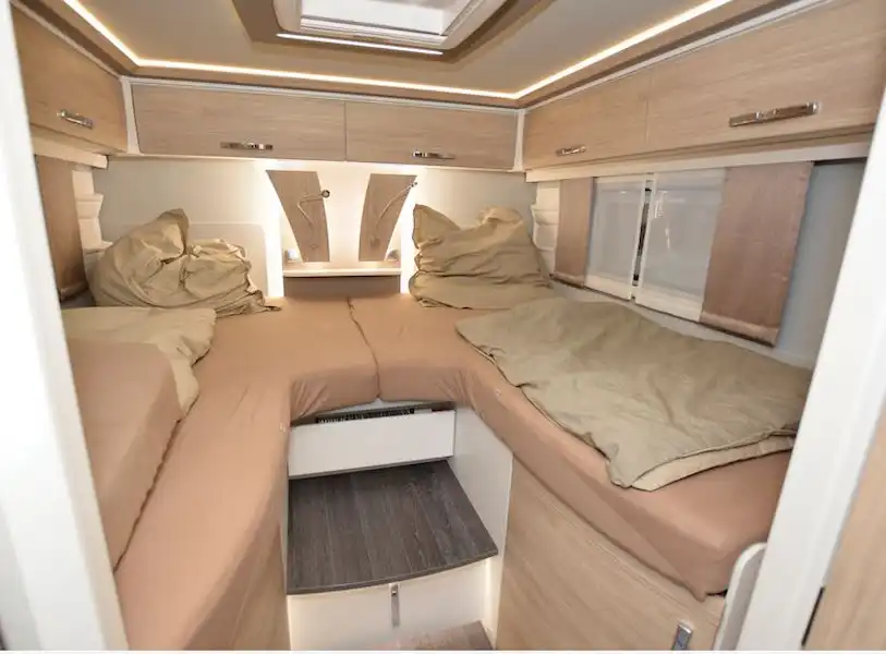 The Frankia Platin Final Six motorhome beds (Click to view full screen)