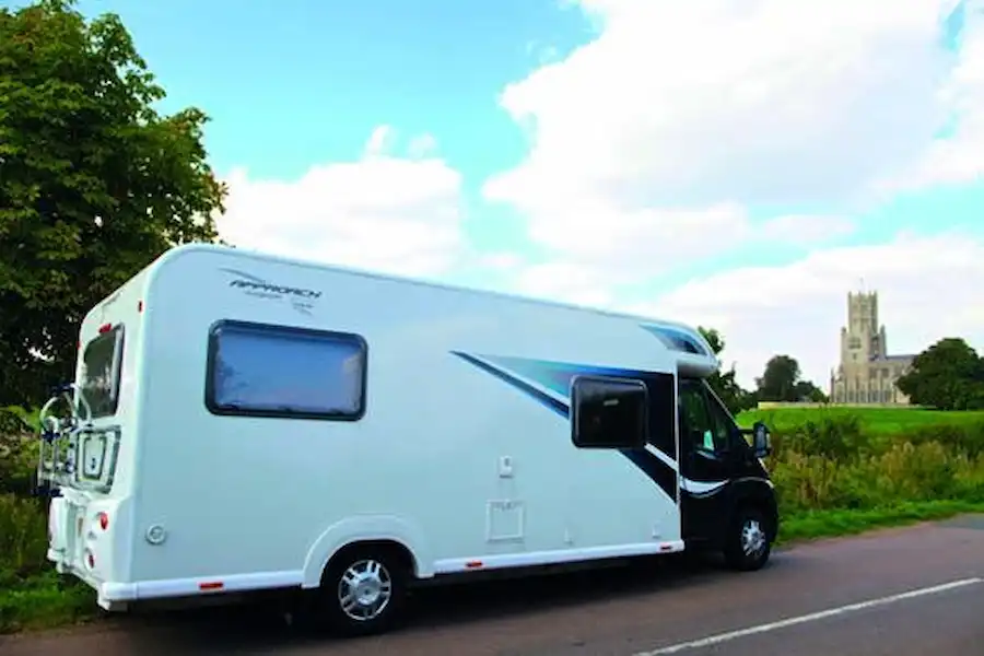 Bailey Approach Autograph 765 - Motorhome reviews (Click to view full screen)