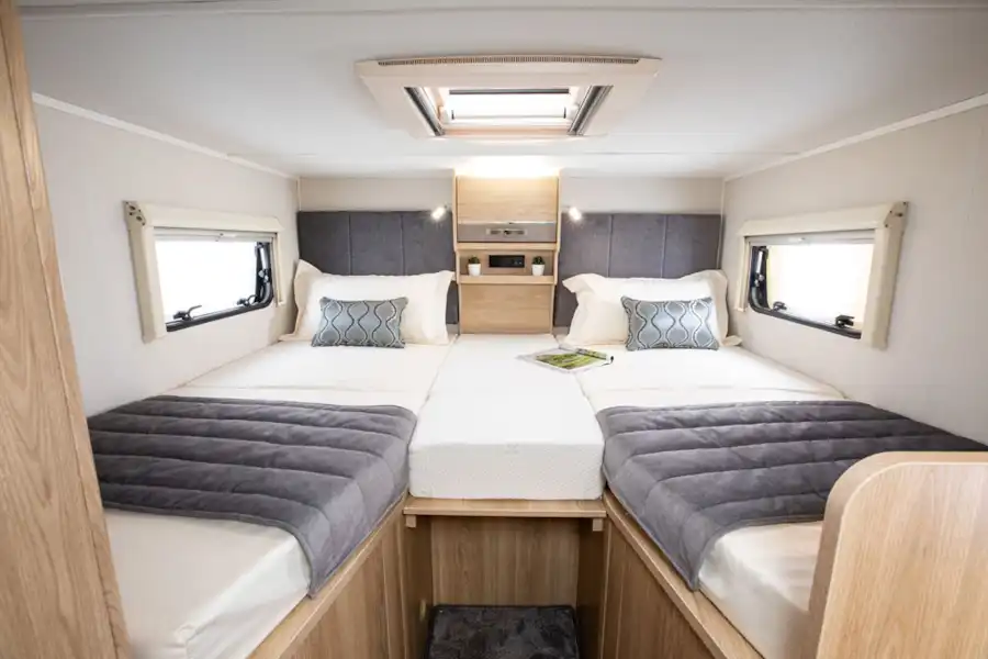 The bedroom, with twin single beds, in the the Elddis Autoquest 194 motorhome (Click to view full screen)