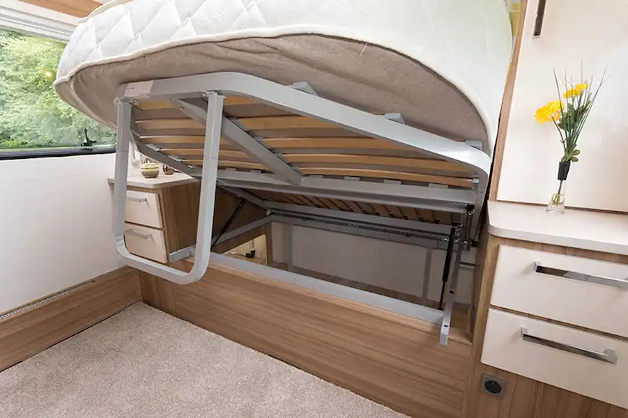 The bed rises to reveal lots of floor space and a rear storage area (Click to view full screen)