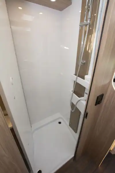 The shower in the Bürstner Lyseo MT 690 G motorhome (Click to view full screen)