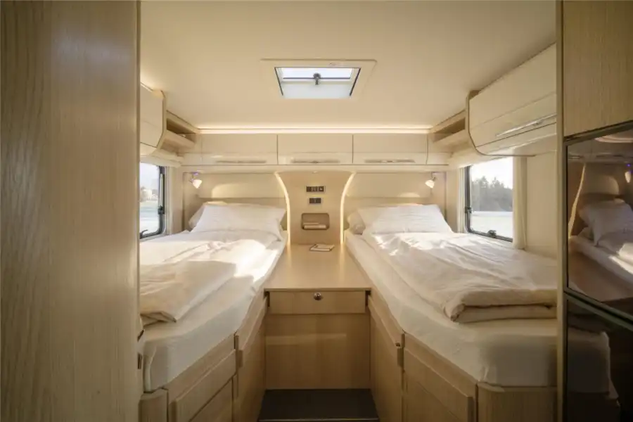 The rear twin single beds sit above a large garage (Click to view full screen)