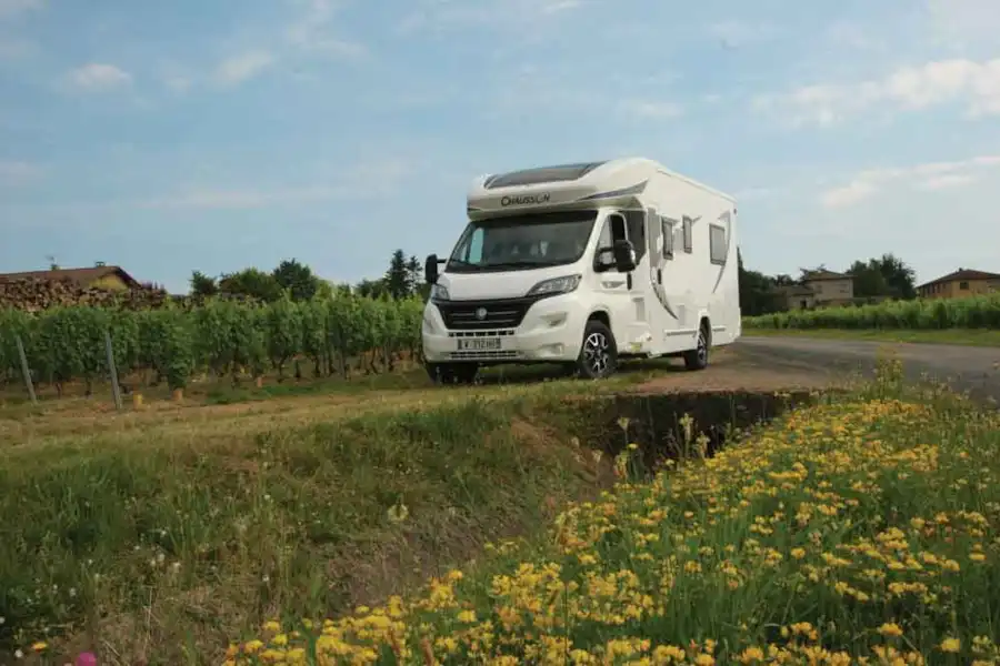 Chausson 711 Welcome Travel Line (Click to view full screen)