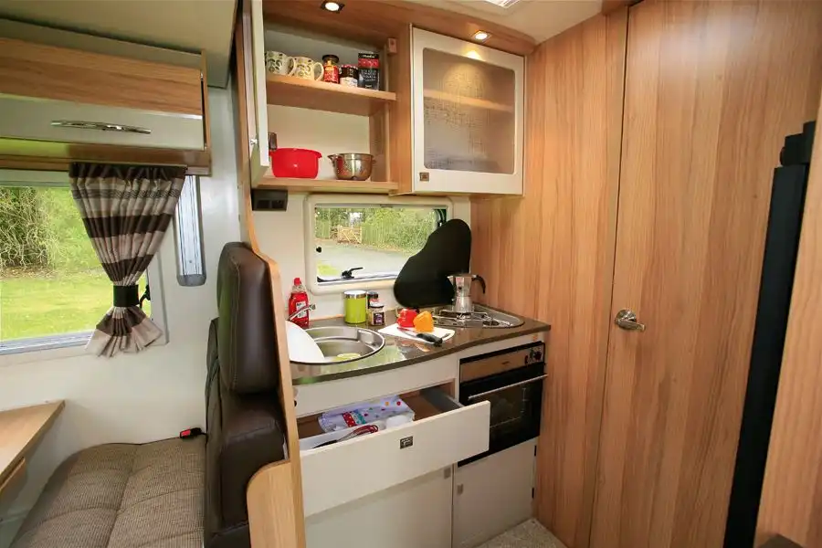 Bailey Approach Compact 540 - motorhome review (Click to view full screen)
