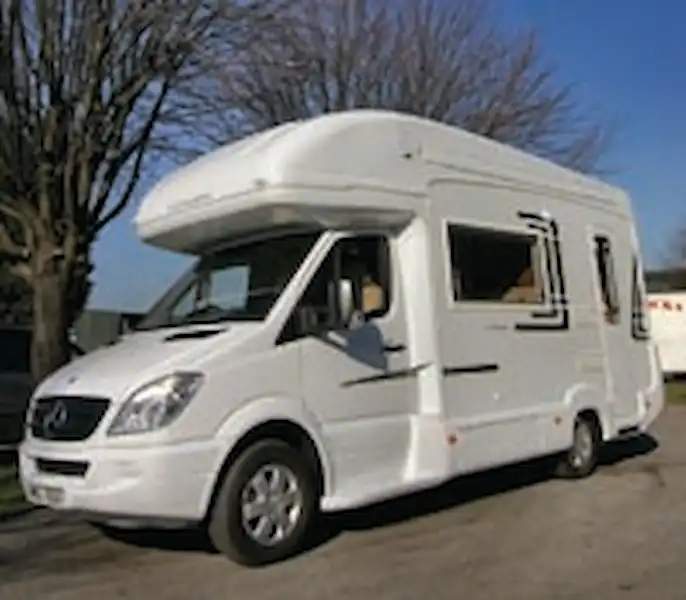 Auto-Sleeper Surrey (2008) - motorhome review (Click to view full screen)
