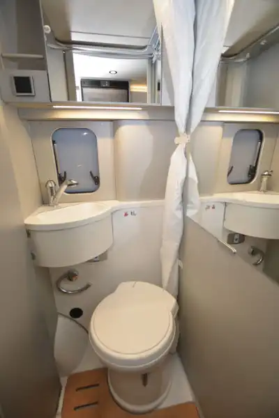 The washroom in the Hymer Free 600 Campus  (Click to view full screen)