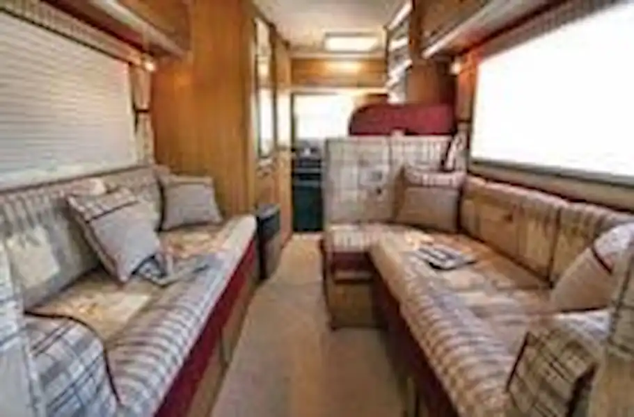 Auto-Sleeper Surrey (2008) - motorhome review (Click to view full screen)