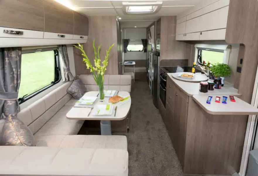 What a lot of caravan! All for under £22,000 (Click to view full screen)