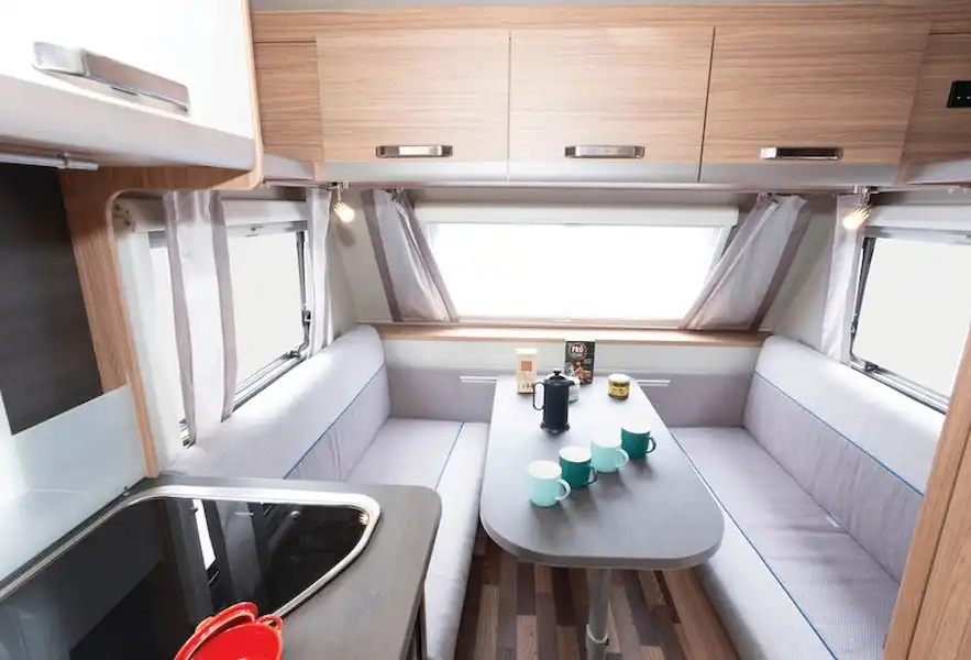 The Weinsberg 400 LK caravan lounge (photo courtesy of Richard Chapman) (Click to view full screen)