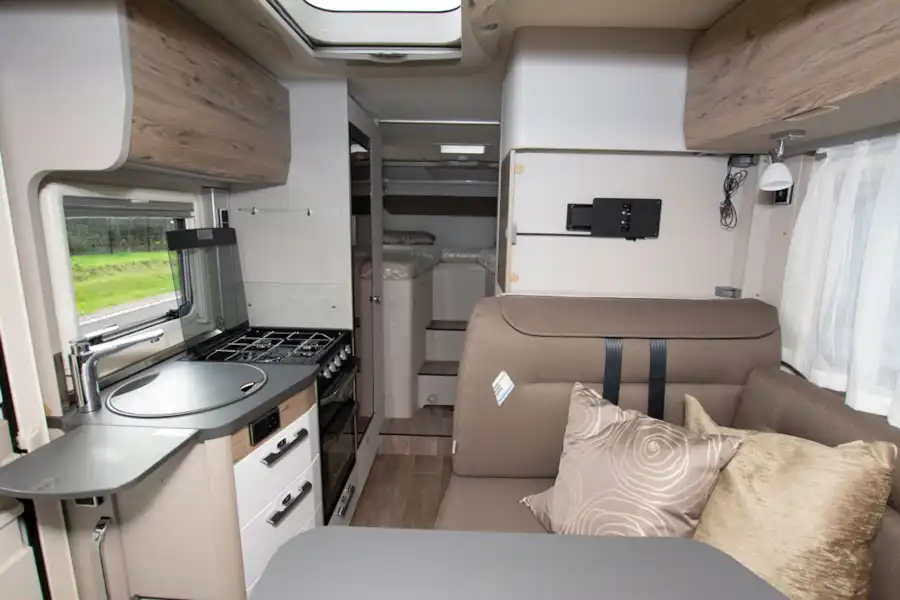 The view from front to rear in the Hymer Exsis i-580 motorhome (Click to view full screen)