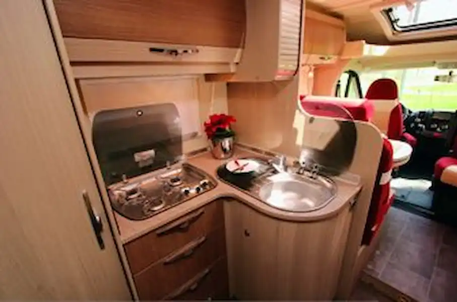 Bürstner Nexxo T660 Moonlight Edition - motorhome review (Click to view full screen)