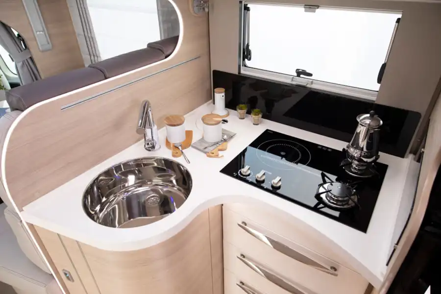 The kitchen in the Mobilvetta Kea P67 motorhome (Click to view full screen)