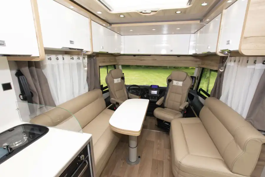 The lounge in Le Voyageur Signature I8.5HF motorhome (Click to view full screen)
