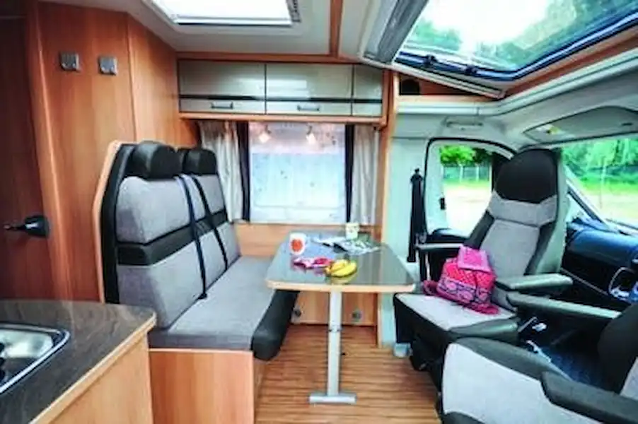 Dethleffs Trend T 6617 - motorhome review (Click to view full screen)