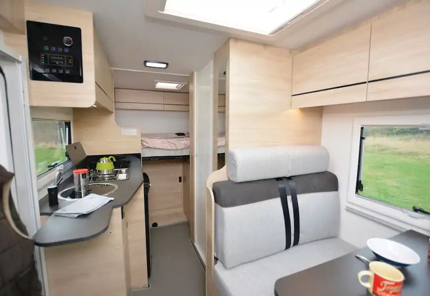 The Chausson S514 First Line motorhome rear view (Click to view full screen)