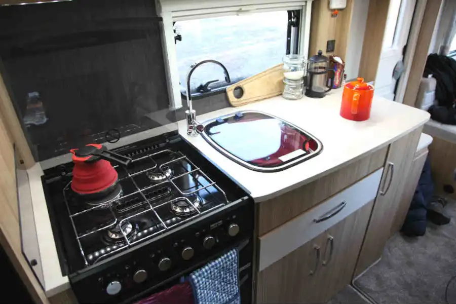 The Coachman Avocet 630's kitchen (Click to view full screen)