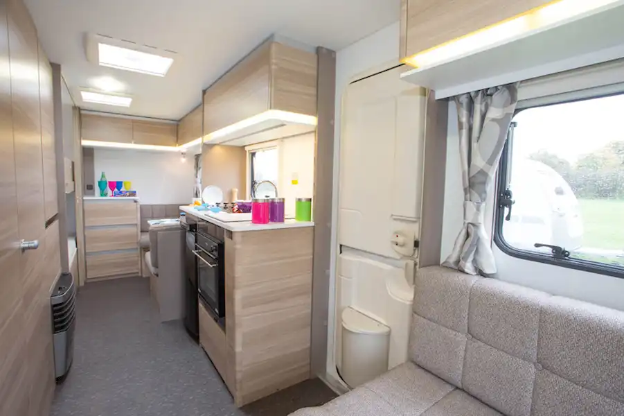 Beds for six in a lightweight caravan that's at a budget price (Click to view full screen)