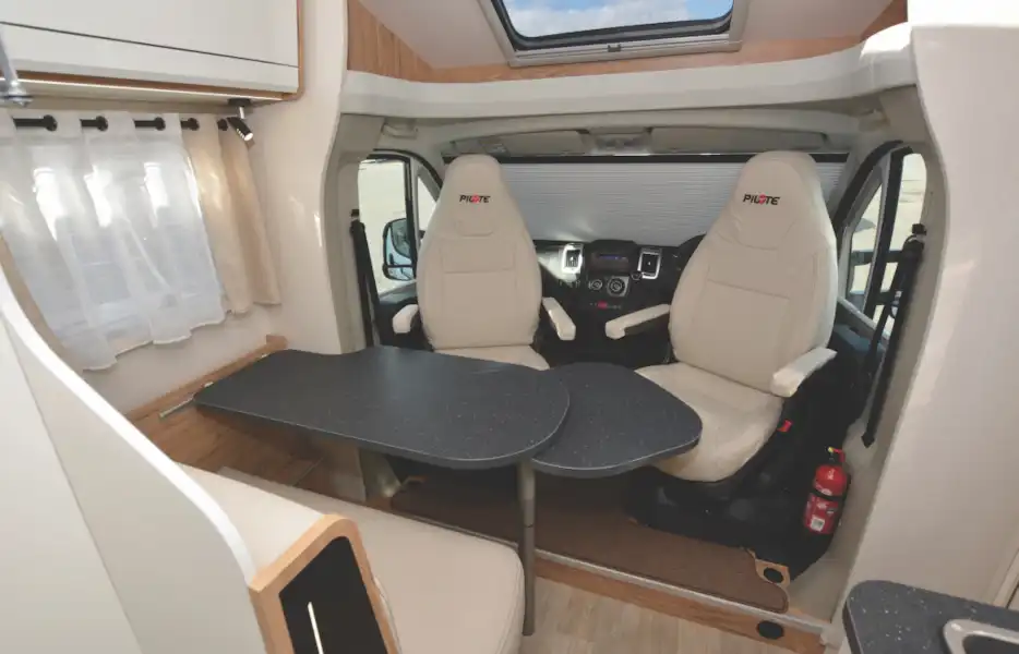 The lounge and cab in the Pilote P650C Evidence motorhome (Click to view full screen)