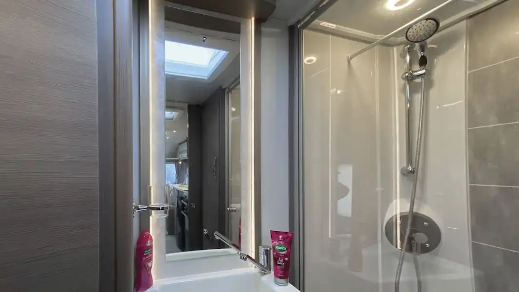 The washroom in the Lunar Clubman ES caravan (Click to view full screen)