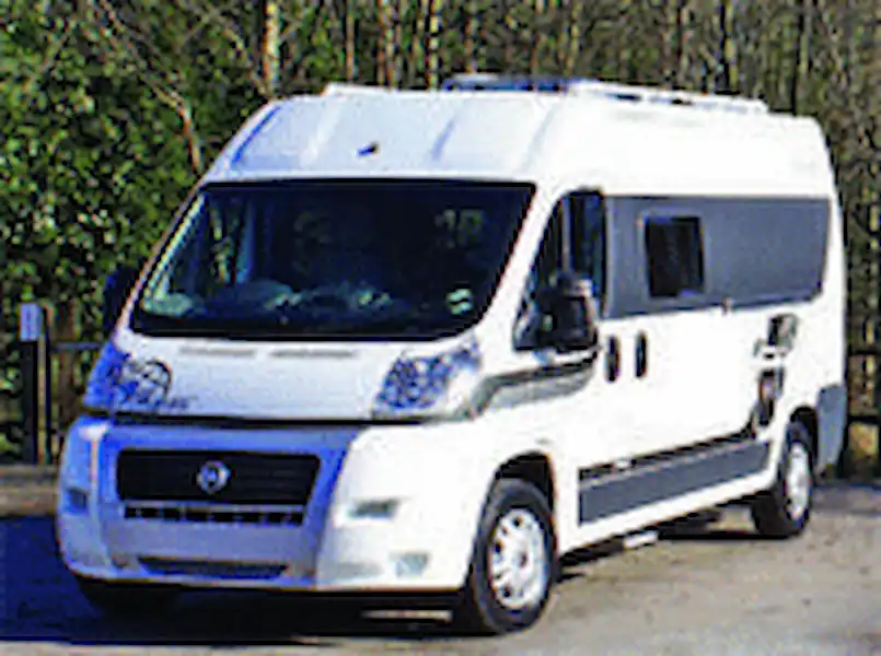 Motorhome review - Swift Mondial GT on 2.3TD Fiat Ducato (Click to view full screen)
