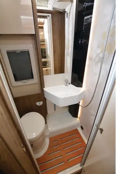 The Roller Team T-Line 700 low-profile motorhome washroom (Click to view full screen)