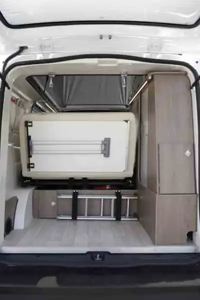 Rear luggage space (Click to view full screen)