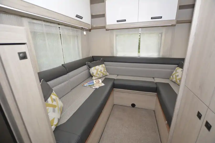 The rear lounge in the Auto-Trail Tribute F72 (Click to view full screen)