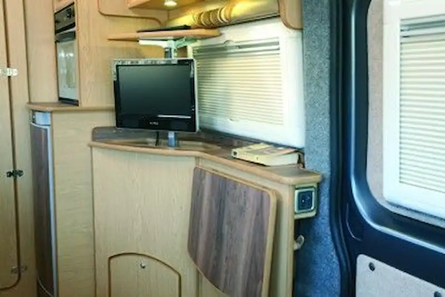 IH Oregon RL Anniversary Edition - motorhome review (Click to view full screen)
