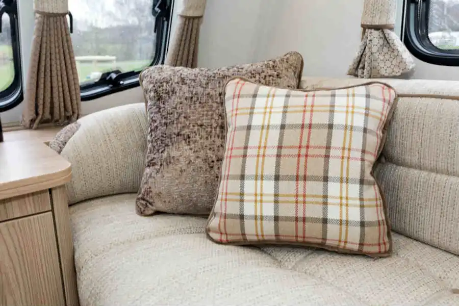 Plaid type fabric crushed velvet cushions look stylish and cosy (Click to view full screen)