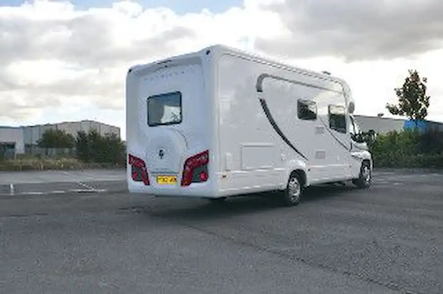 Auto–Trail Tracker RB - motorhome review (Click to view full screen)