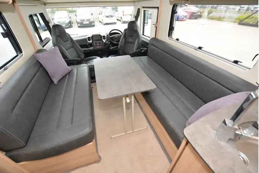View forwards in the Auto-Trail Grande Frontier GF-70 motorhome (Click to view full screen)