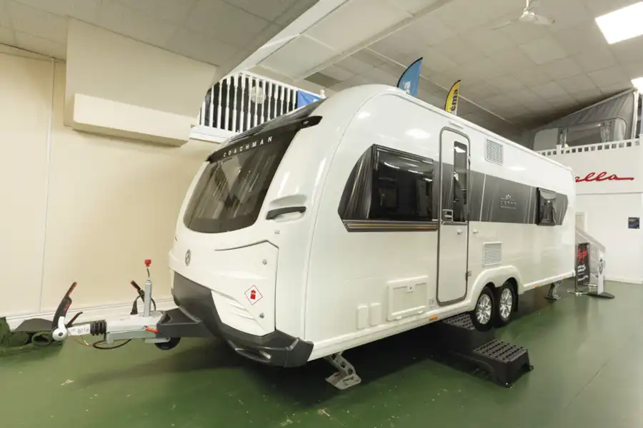 The exterior of the Coachman Lusso caravan (Click to view full screen)