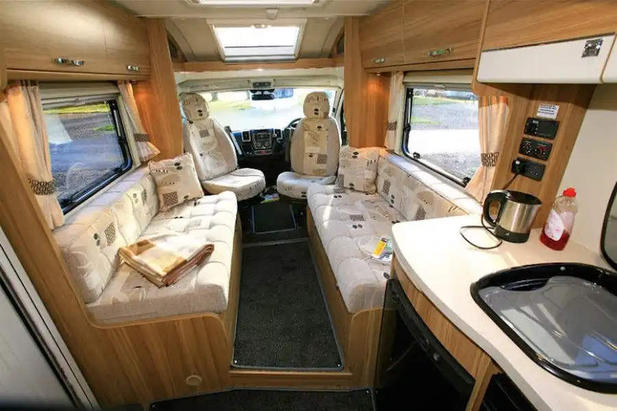 Marquis Majestic 105 - motorhome review (Click to view full screen)
