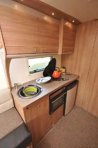 Bailey Approach Advance 635  - motorhome review (Click to view full screen)