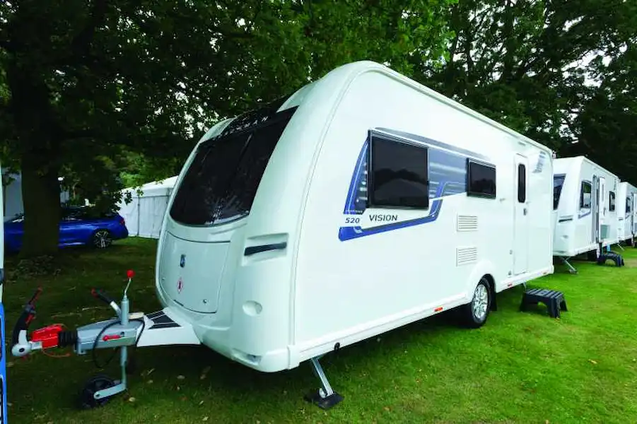 Coachman Vision 520 (Click to view full screen)