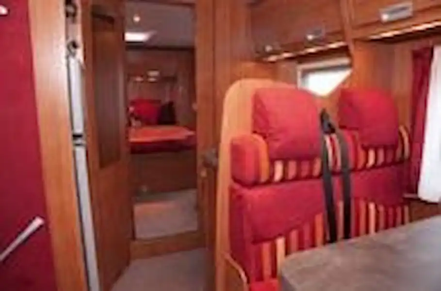 Itineo MD740 (2008) - motorhome review (Click to view full screen)