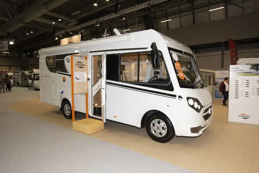 The Carado I338 Clever A-class motorhome (Click to view full screen)