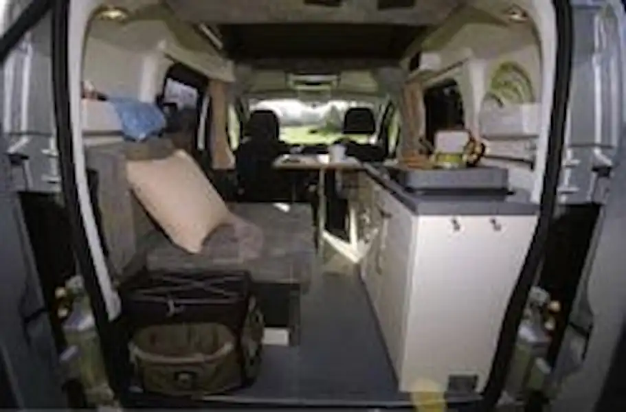 Romahome R10 Solo LX (2009) - motorhome review (Click to view full screen)