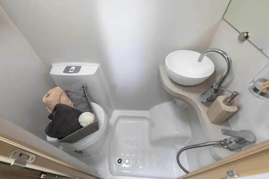 The washroom in the Elddis Marquis Majestic 135 motorhome (Click to view full screen)