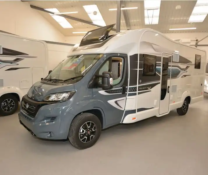 The Swift Hi-Style 684 low-profile motorhome (Click to view full screen)